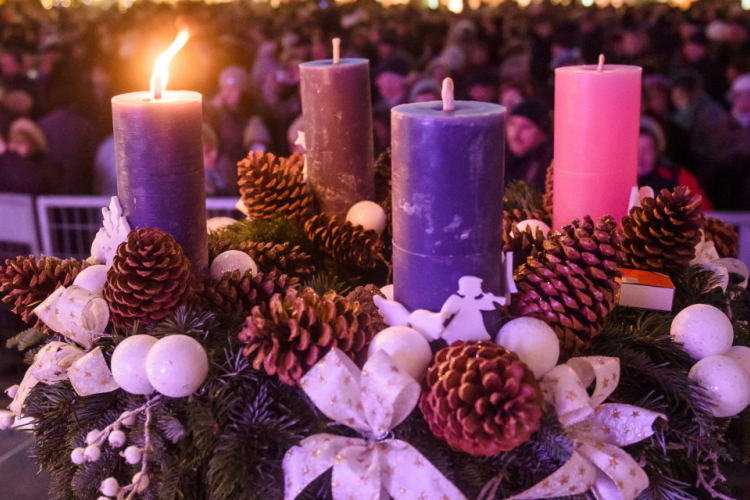  Csak a gyertya égjen, ne az otthonunk!