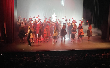 Október 23. Pápán - Ma is lelkünkben él 1956 lángja