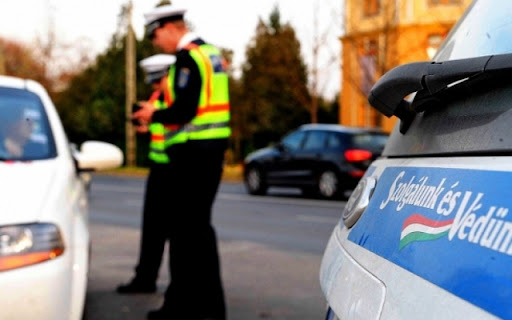 Eltiltották a járművezetéstől, mégis vezetett a pápai férfi