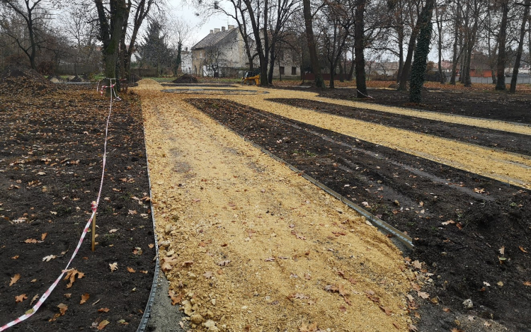 Rá se ismerne az Erzsébet ligetre! - Zajlik a belváros parkjainak a megújítása