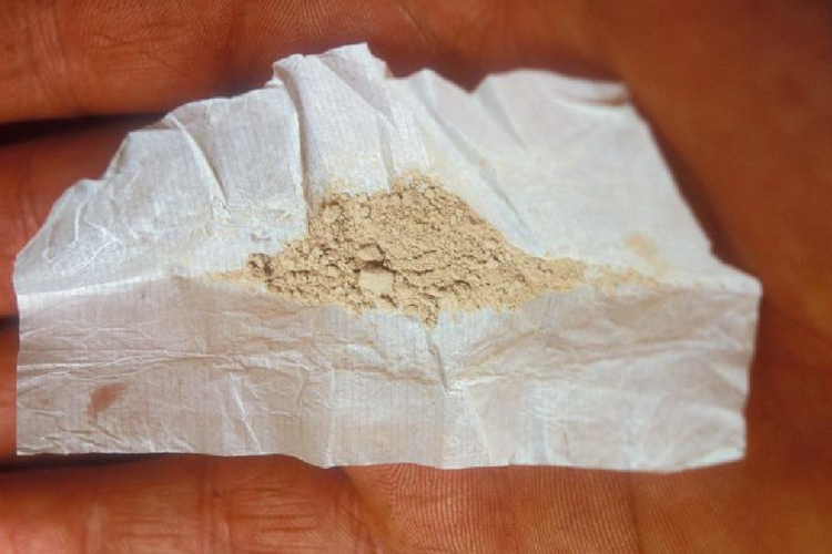 Levélben rendelte a heroint a Pápa-környéki férfi