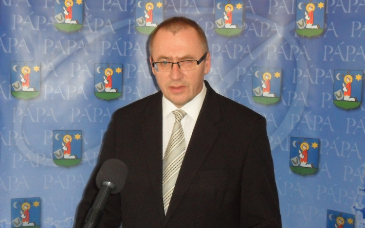 Áldozó Tamás: 1,3 milliárd forint jut idén fejlesztésre Pápán