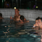 Éjszakai Fürdőzés a pápai Várkertfürdőben