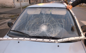 A zebrán ütötte el a gyalogost a 20 éves pápai férfi, eljárás indult ellene 