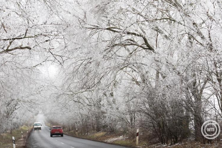 Ónos eső miatt adtak ki riasztást!