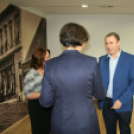 Önkormányzati képviselők megbízóleveleinek átvétele