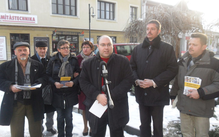 DK: Az Orbán-kormány Európa legbecstelenebbike