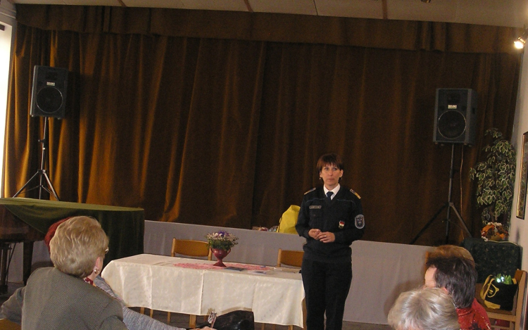 Bűn- és baleset-megelőzésről nyugdíjasoknak