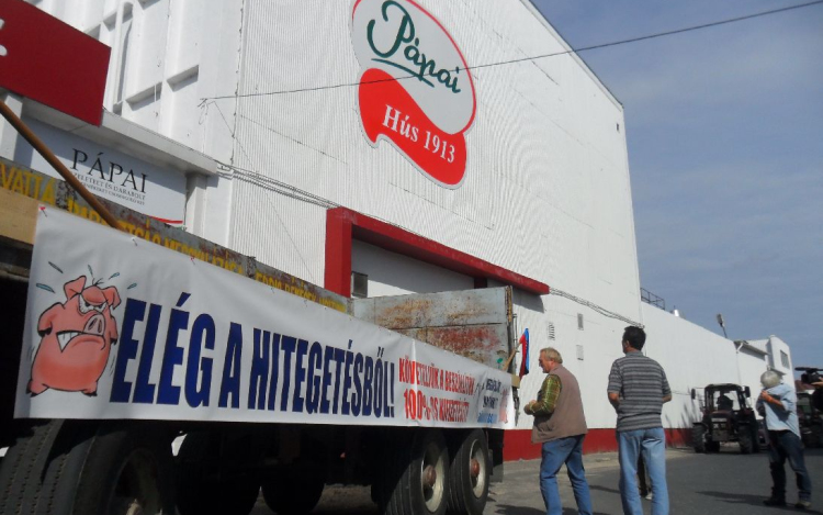 Újra bajban a Pápai Hús