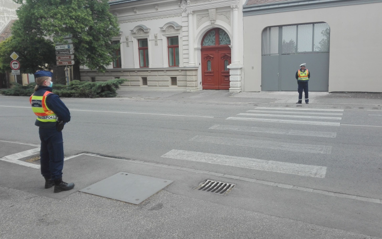 Zebra terv a gyalogosok védelméért