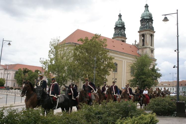 Pápai hősökre emlékeztek