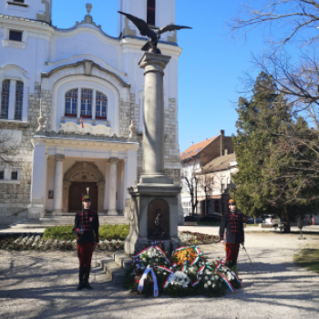 Koszorúzás Március 15-én