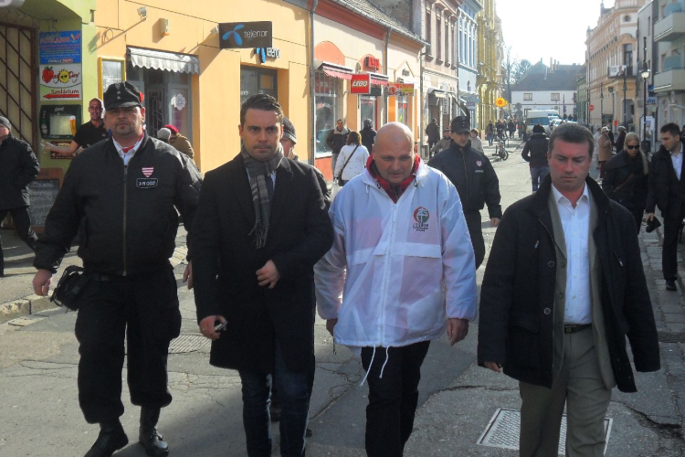 Vona Gábor Pápán: A változást a Jobbik képviseli