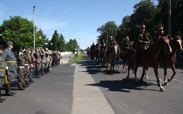 Tisztelet a hősöknek