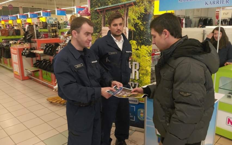 Toborzás a hétvégén