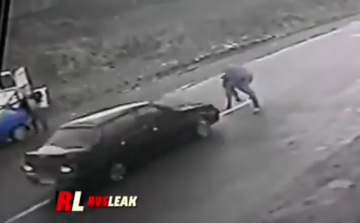 A hős apa száguldó autó elől mentette meg fiát, saját életét kockáztatva