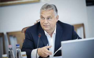 Orbán Viktor: a béke és a háború határán, borotvaélen táncol Európa