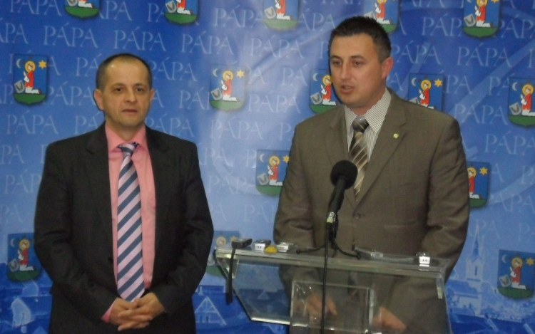 Győrffy Balázs jól járt saját földárverési módosításával