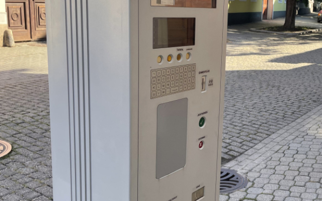 Mától nem kell fizetni a parkolásért Pápán