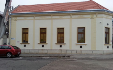 A járványhelyzet miatt szünetelteti a személyes ügyféfogadást a Közszolg