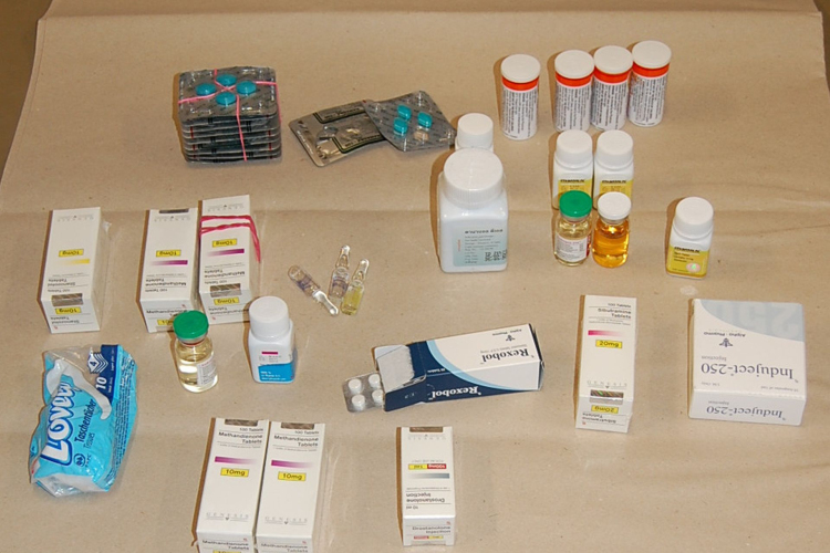 Tiltott teljesítményfokozó szert értékesített