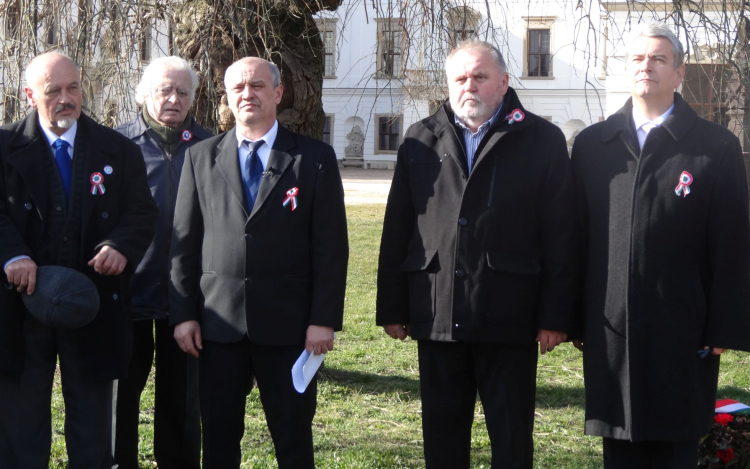 Grőber Attila: Április 8-án a történelem egy új korszaka kezdődik