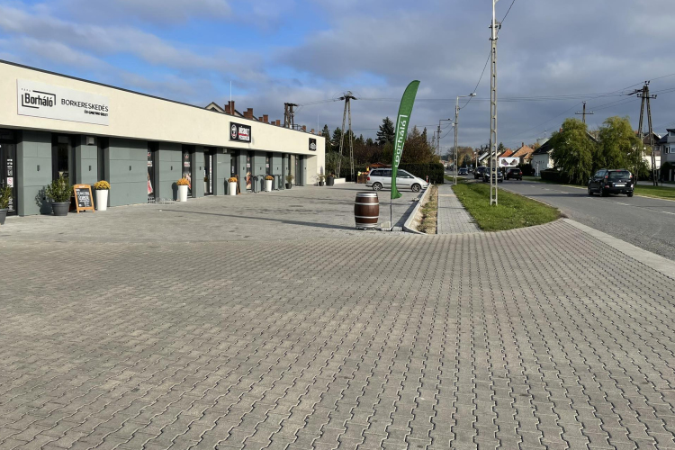 Itt jobbkéz-szabály van érvényben, de alig tartja be valaki