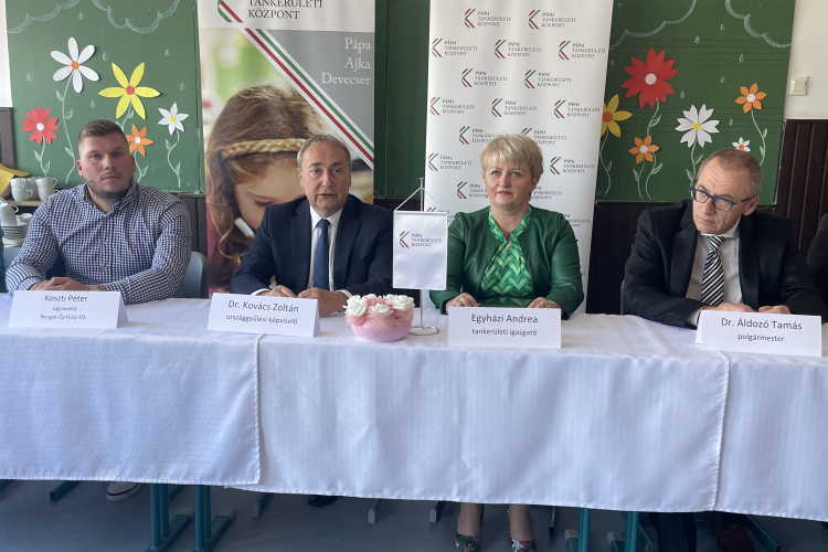 Öt pápai, vagy Pápa környéki iskolában újul meg az elektromos hálózat