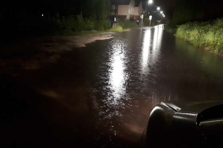 Bokáig ért a víz a nemrég átadott Ady sétányon