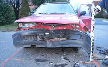 Sok volt a baleset az ünnepek alatt, Pápán és környékén