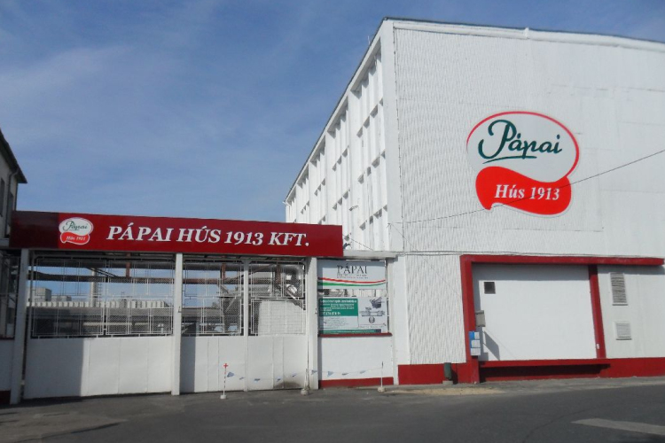 700 millió forintot kaptak a Pápai Hús élőállat beszállítói