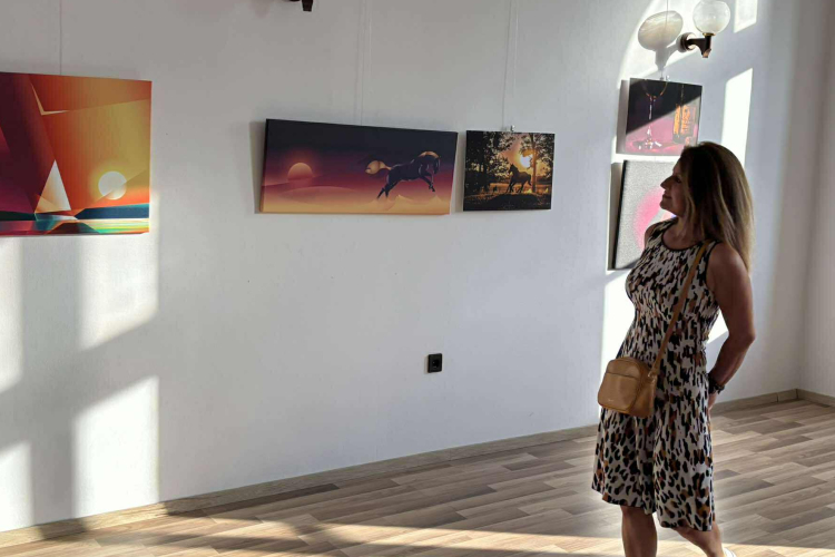 Grafotó - Bolla Bernadett és Szabó Kraker László közös kiállítása nyílt meg a Pedgalériában