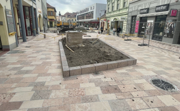 Végéhez közeledik a Kossuth utca első szakaszának felújítása