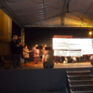 Négy gyertya ég a város adventi koszorúján