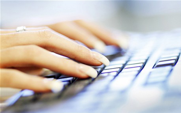 Jövedelmező befektetést ígért a társkereső oldalon megismert csaló