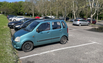 Ingyenes lesz a parkolás szombaton a városban