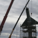 MiG-21 Emlékmű - Pápa - A gép emelése