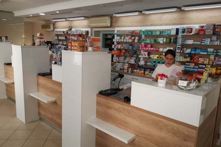 21. századi technológia a pápai Korona Gyógyszertárban