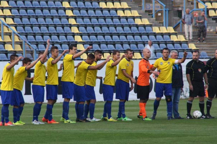 Ötöt vágott a Perutz