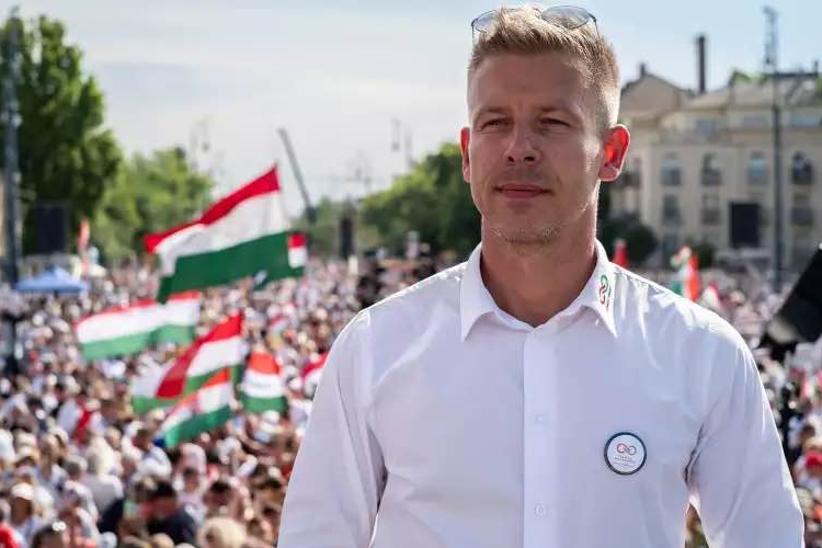 Ajkára látogat Magyar Péter